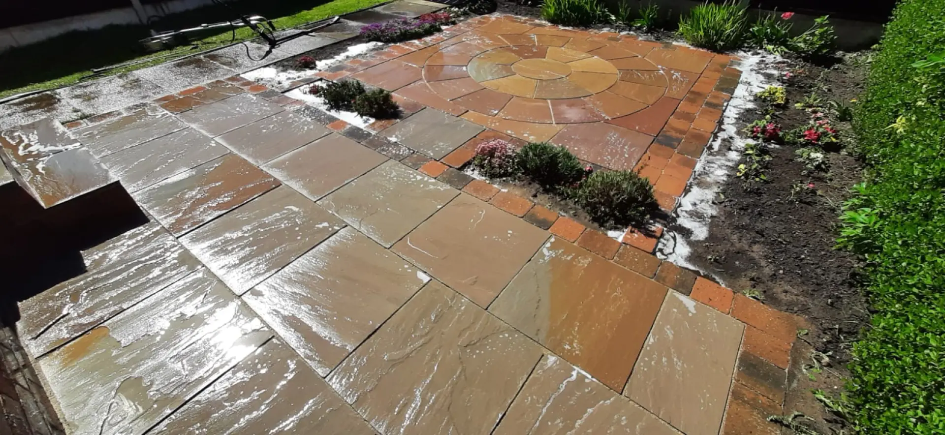 Pressure Wash Cleaning Leeds, Wakefield, Huddersfield